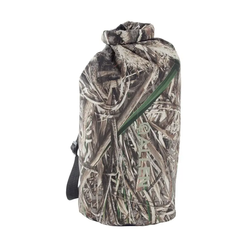 High-N-Dry Roll-Top Dry Bag – 20L Capacity, Realtree Max-5 Camo 1